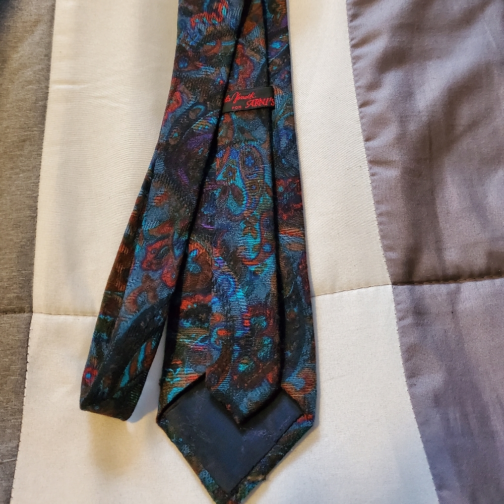 Necktie - Picture 2 of 2